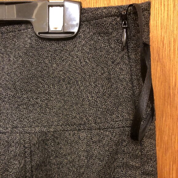 Smart Set pencil skirt with mermaid hem  - Size 3 - Picture 3 of 6